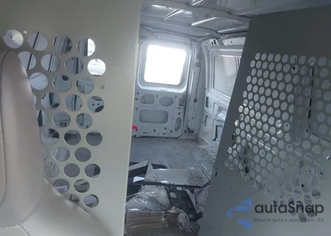 2011 Ford E-150 Commercial from USA, damaged, VIN 1FTNE1EW2BDA52638